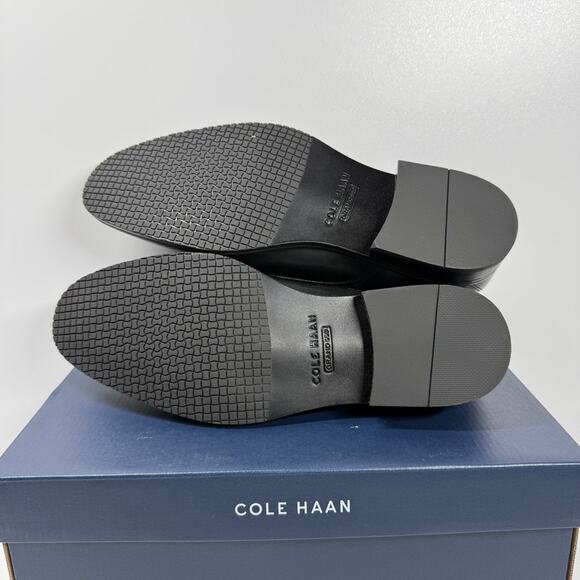 NIB • Cole Haan Modern Essentials Leather Plain Toe Oxfords
Size: 11
